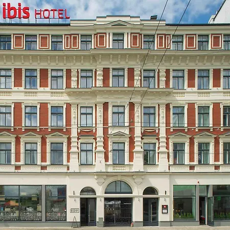 Hotel Ibis Centre 3*