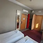 イビス センター ホテル 3*