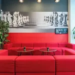Ibis Centre Hotel 3*
