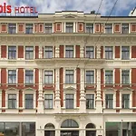 Ibis Centre Hotel 3*