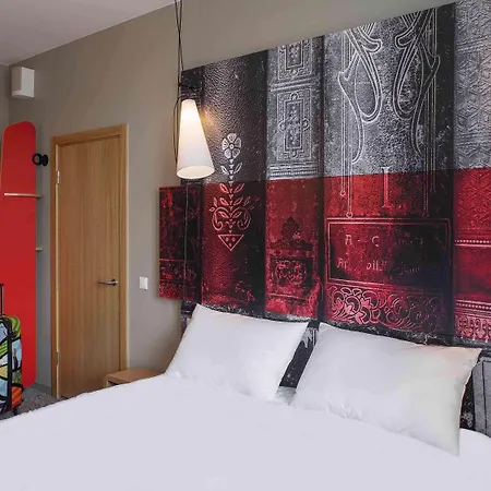 Ibis Centre 3*