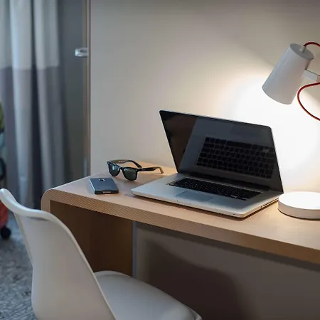 Ibis Centre 3*