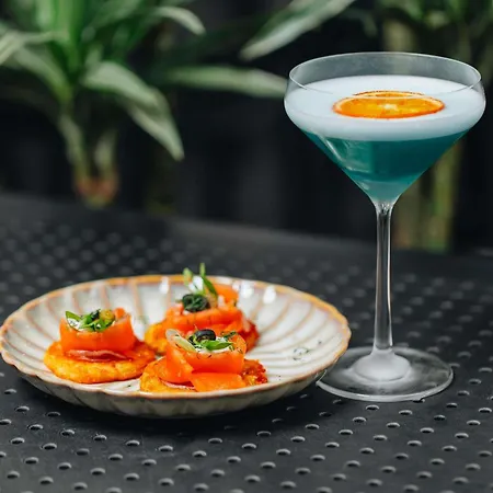 Hotel Ibis Centre 3*