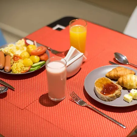 Hotel Ibis Centre 3*