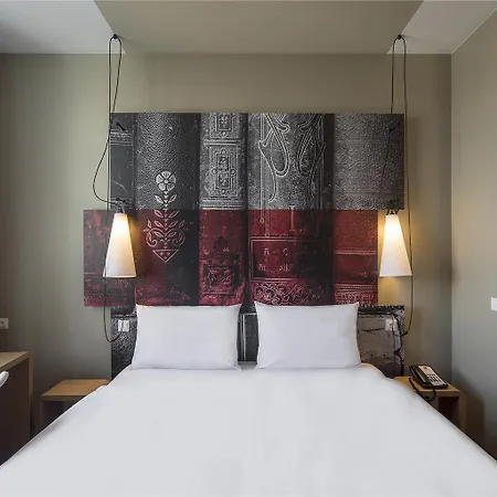 Hotel Ibis Centre 3*