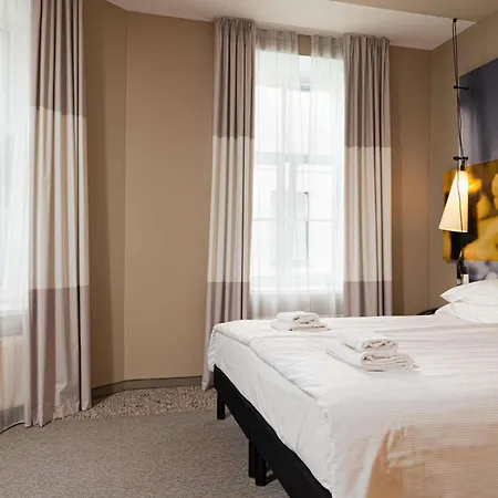 Ibis Centre Hotel 3*
