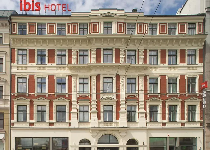 Ibis Centre Hotel 3*