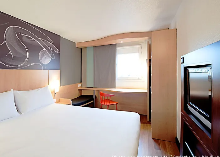 Ibis Centre 3*