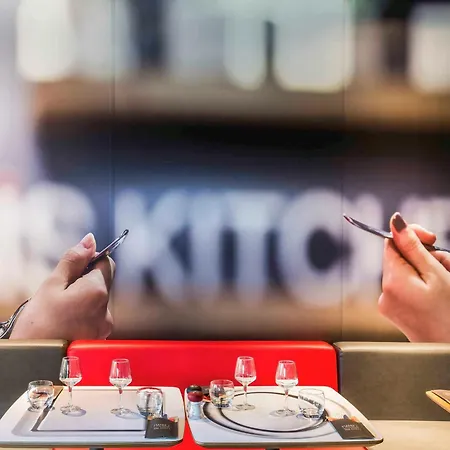 ホテル イビス センター