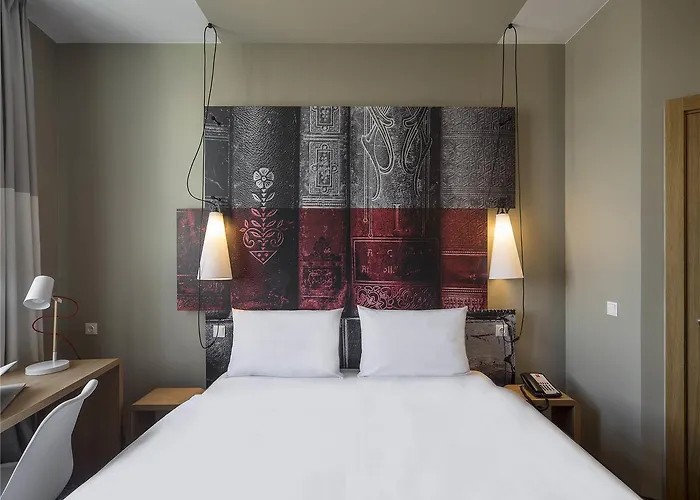 Hotel Ibis Centre 3*