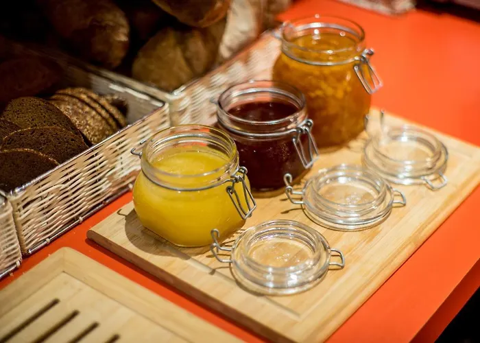 Ibis Centre Hotel 3*